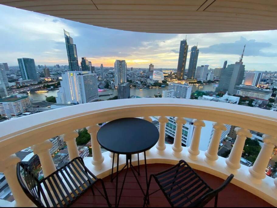 Central Bangkok, 5 Stars River View & Characteristic Decor Esterno foto