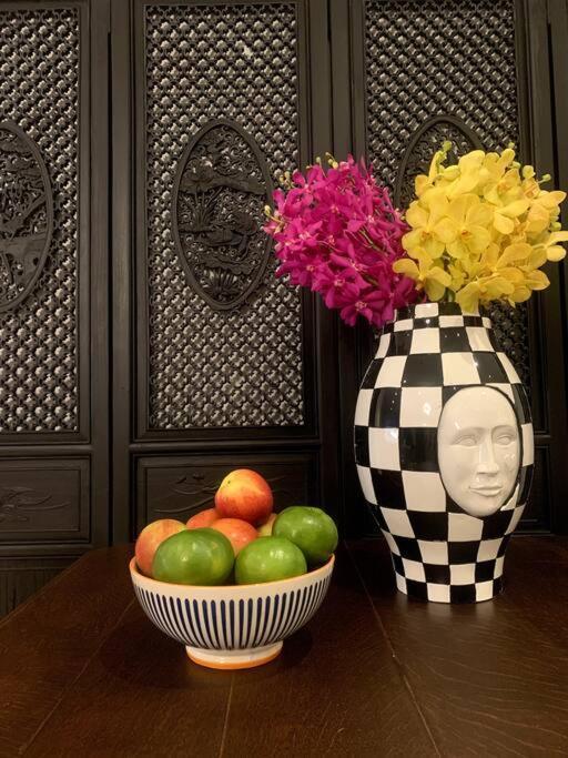 Central Bangkok, 5 Stars River View & Characteristic Decor Esterno foto