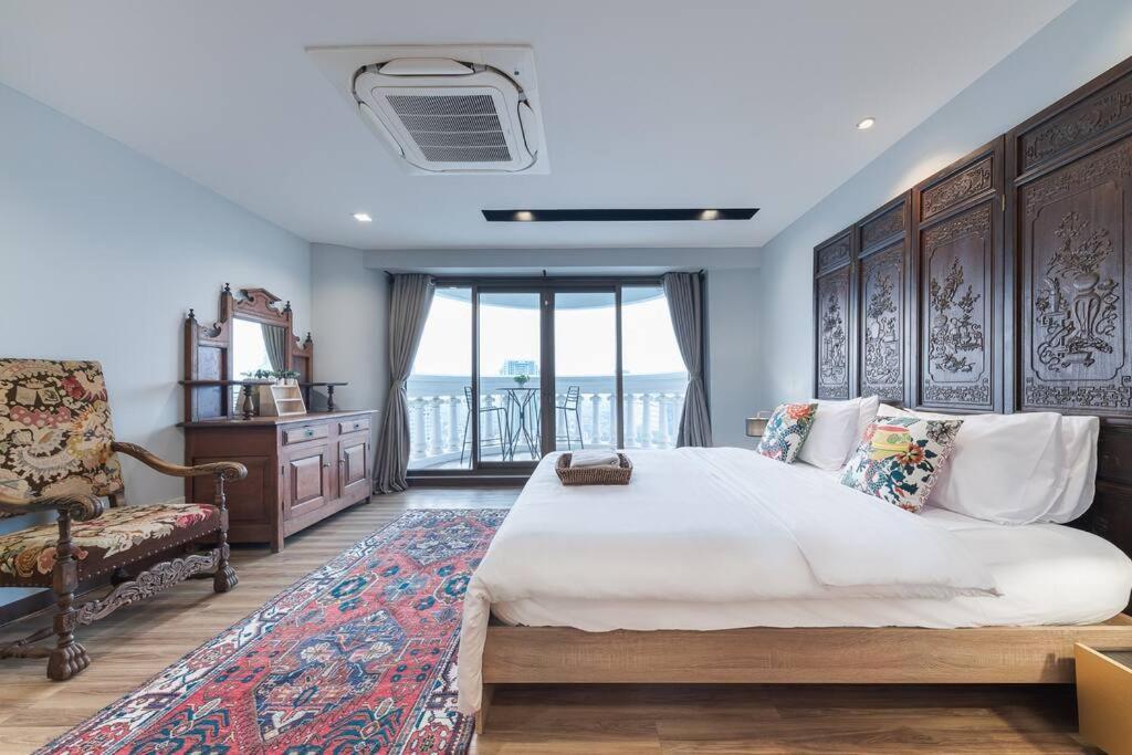Central Bangkok, 5 Stars River View & Characteristic Decor Esterno foto