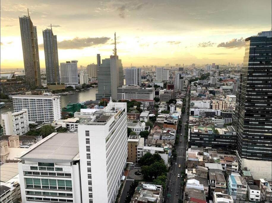 Central Bangkok, 5 Stars River View & Characteristic Decor Esterno foto