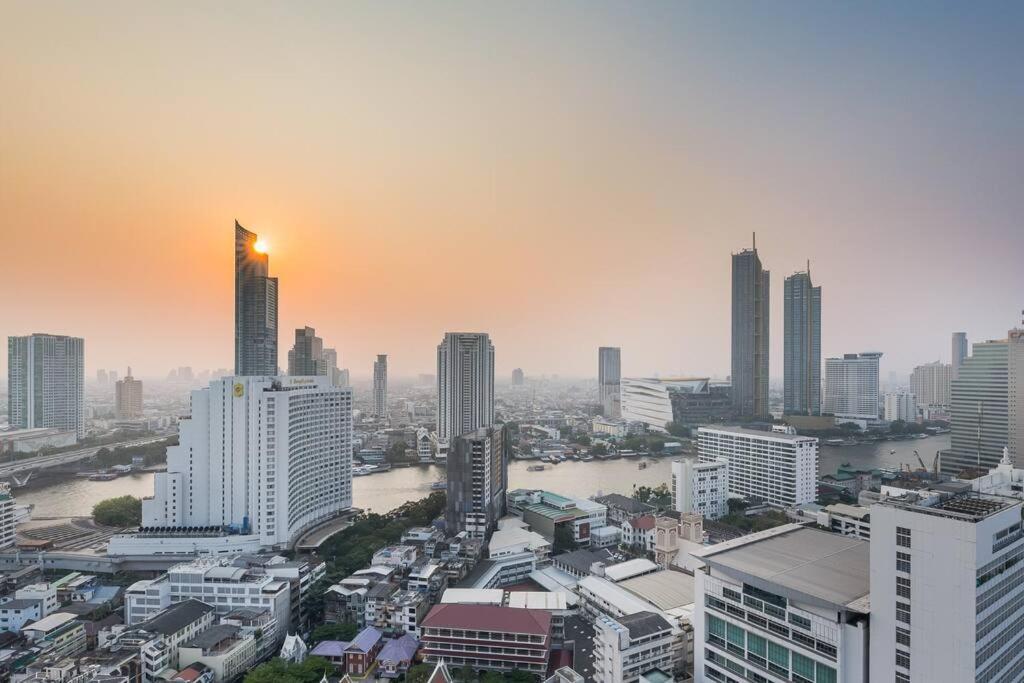 Central Bangkok, 5 Stars River View & Characteristic Decor Esterno foto
