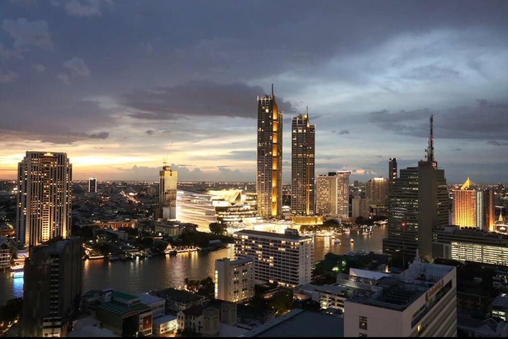 Central Bangkok, 5 Stars River View & Characteristic Decor Esterno foto